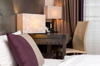 وایندهام دویسبورجر هف هتل