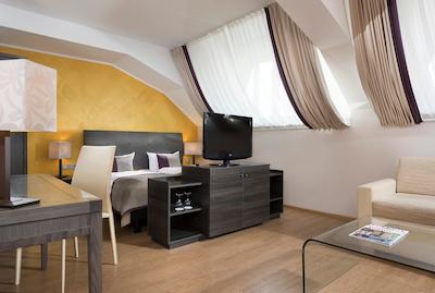 وایندهام دویسبورجر هف هتل