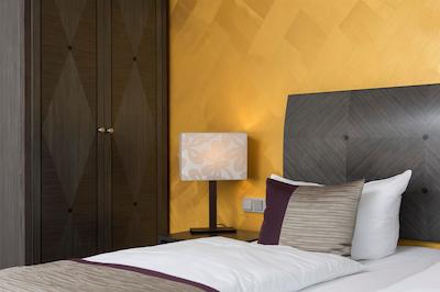 وایندهام دویسبورجر هف هتل