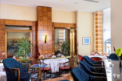 وایندهام دویسبورجر هف هتل