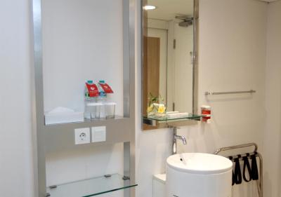 د بنب جاکارتا کلاپا گادینگ