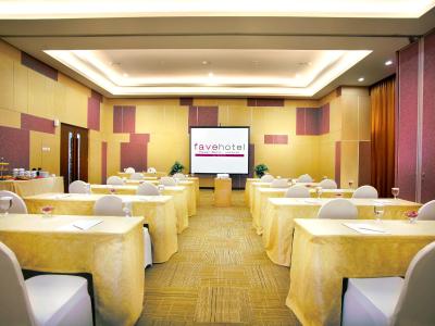 فاوهتل پاسار بارو