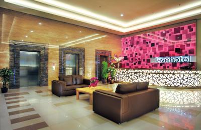 فاوهتل پاسار بارو