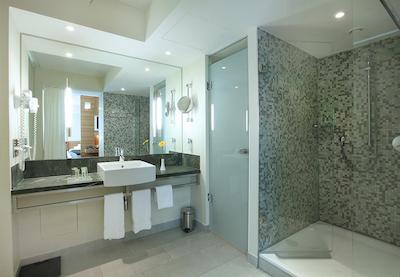 لیندنر هتل ام کودام