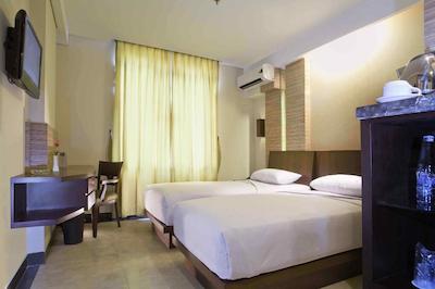 لساری راکسی