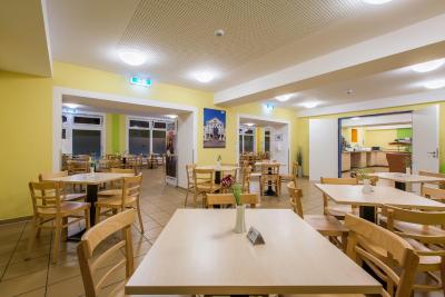 ا اند اُ ویمار