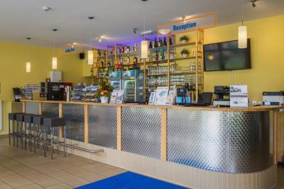 ا اند اُ ویمار