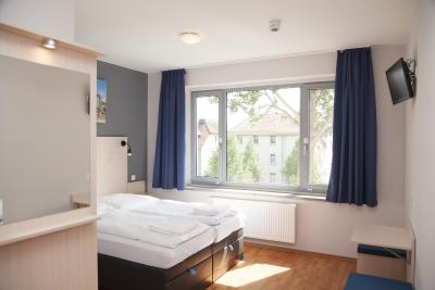 ا اند اُ ویمار