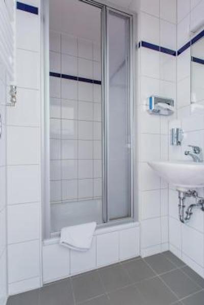 ا اند اُ ویمار