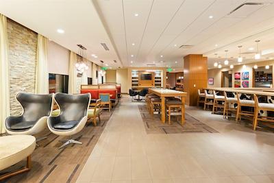 هیات پلاس ناشویل دونتون