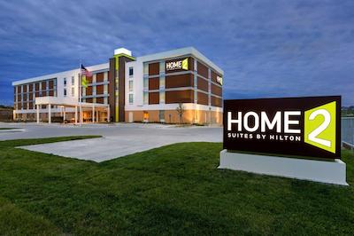 هم2 سویتز بای هیلتون اُماها وست