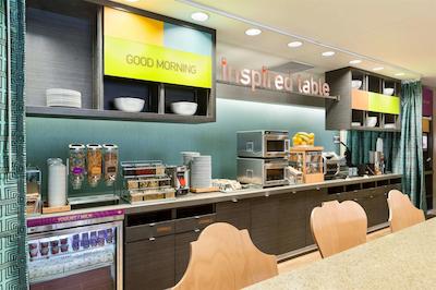 هم2 سویتز بای هیلتون اُماها وست