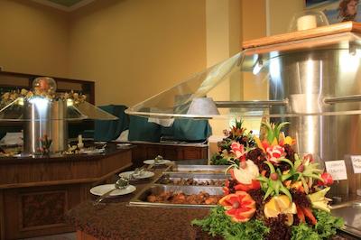 پاناز هلید ویلیج