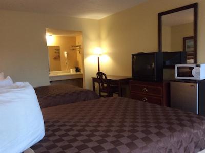 بوجت این ایست کلومبوز