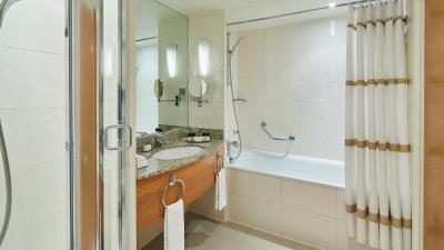 لندن ماریت هتل کاناری وارف