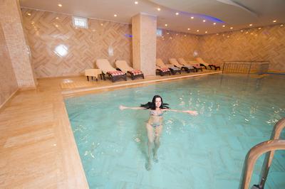 سارپ هتل بلک