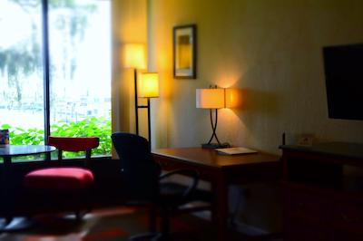 کریستال کو ریزرت