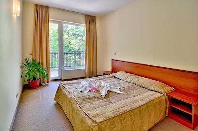 پارادایس گرین پارک هتل اند آپارتمنت