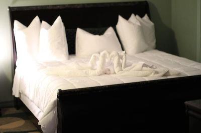 ماربل واترز هتل اند سویتز