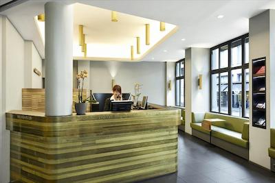 سُرل هتل سیدنهف