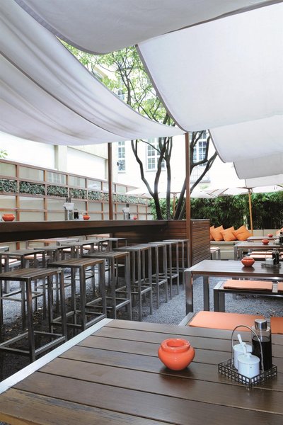 سُرل هتل سیدنهف