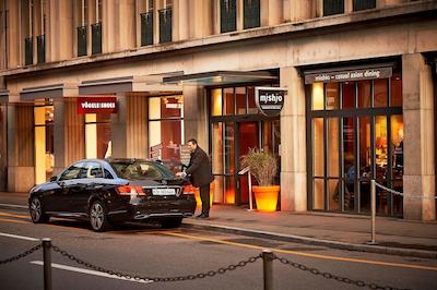 سُرل هتل سیدنهف