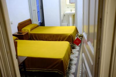 لاوسان هستال