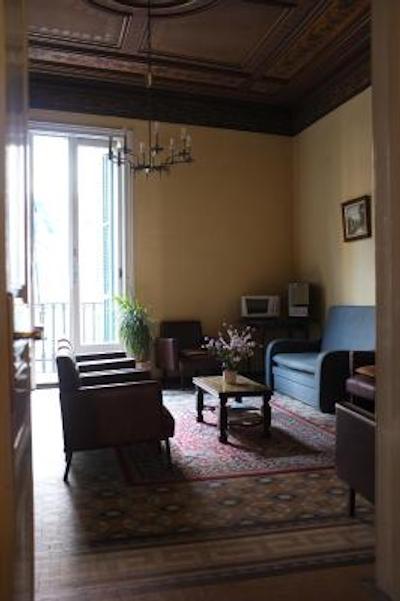 لاوسان هستال