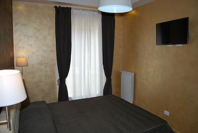 این اسپانا دلوکس هتل