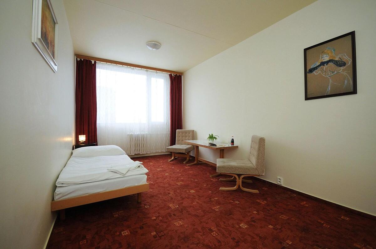 ایسی استار