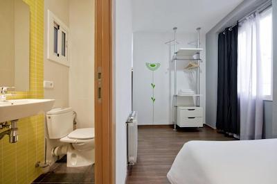 نیتزز بکن هستال