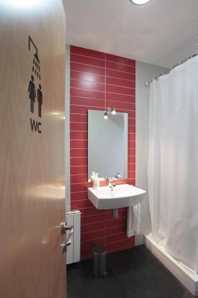 نیتزز بکن هستال