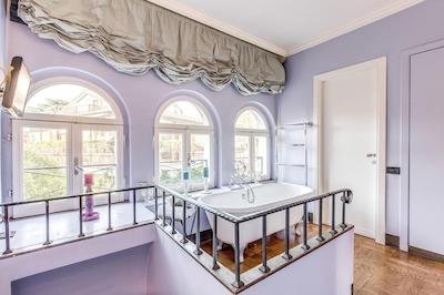 هتل ویلا لینئو