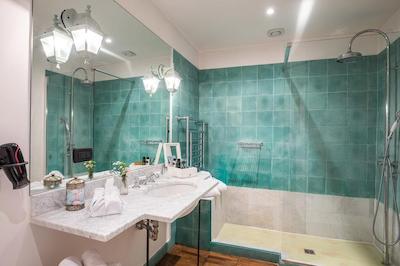 هتل ویلا لینئو