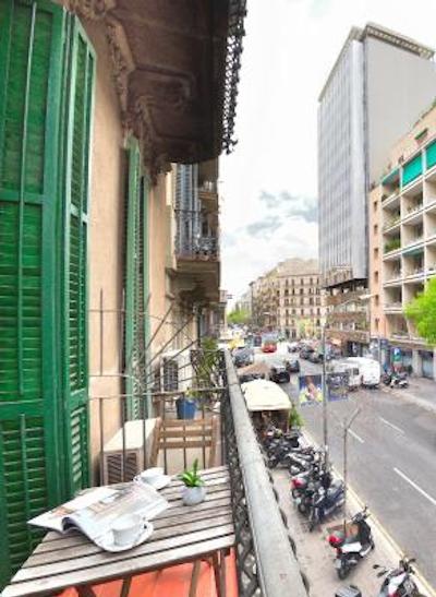 میهلتون بارسلنا بوتیک هستال