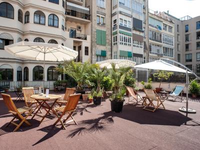 میهلتون بارسلنا بوتیک هستال