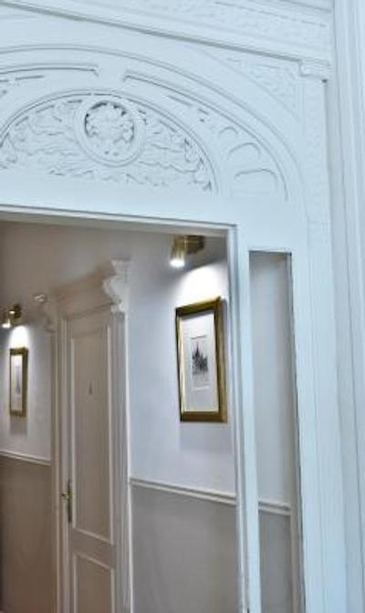 میهلتون بارسلنا بوتیک هستال