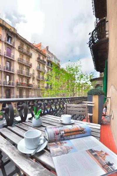 میهلتون بارسلنا بوتیک هستال