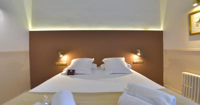 میهلتون بارسلنا بوتیک هستال