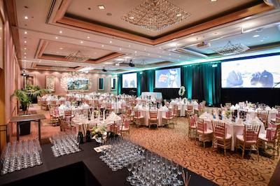 استامفرد پلازا اوکلاند