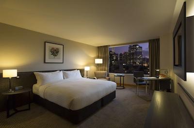 استامفرد پلازا اوکلاند