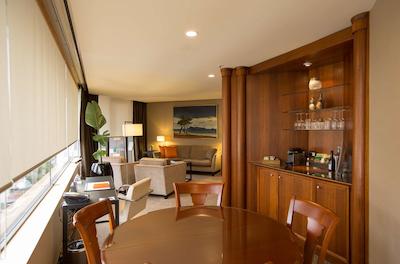 استامفرد پلازا اوکلاند