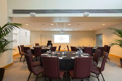 استامفرد پلازا اوکلاند