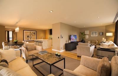 استامفرد پلازا اوکلاند