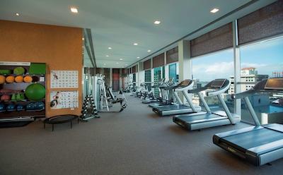 استامفرد پلازا اوکلاند