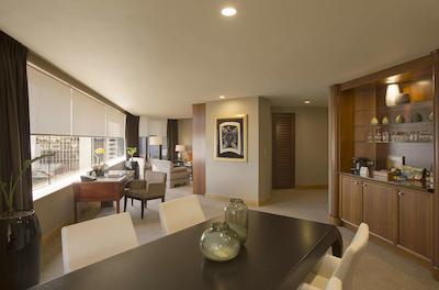 استامفرد پلازا اوکلاند