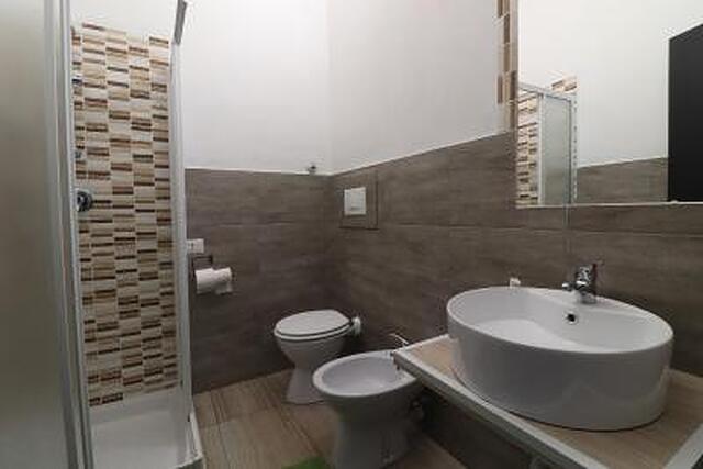 گوست هوس میناز