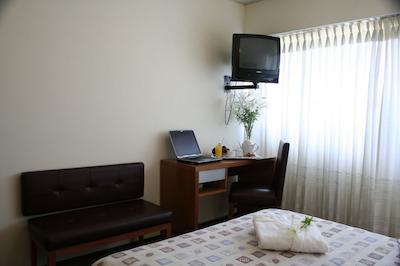 هتل اریستون