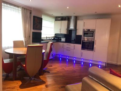 د نو لندن کارلتون هتل