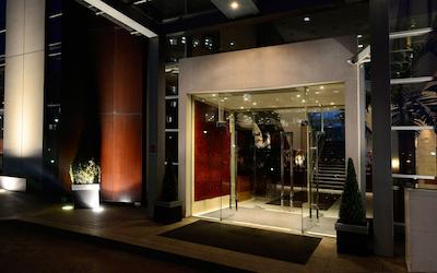 کاناری ریورسید پلازا هتل